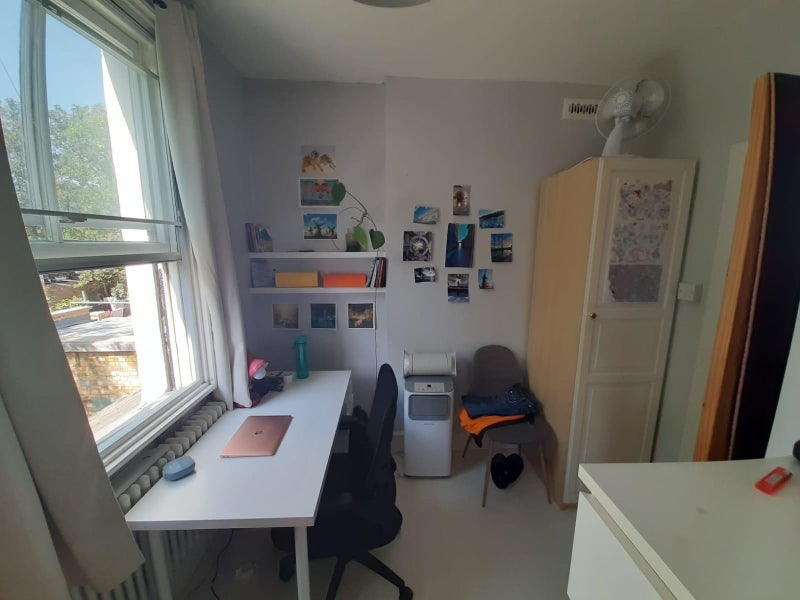 Room Osbaldeston Road in Greater London