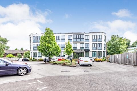 Flat Bessemer Road in Basingstoke and Deane