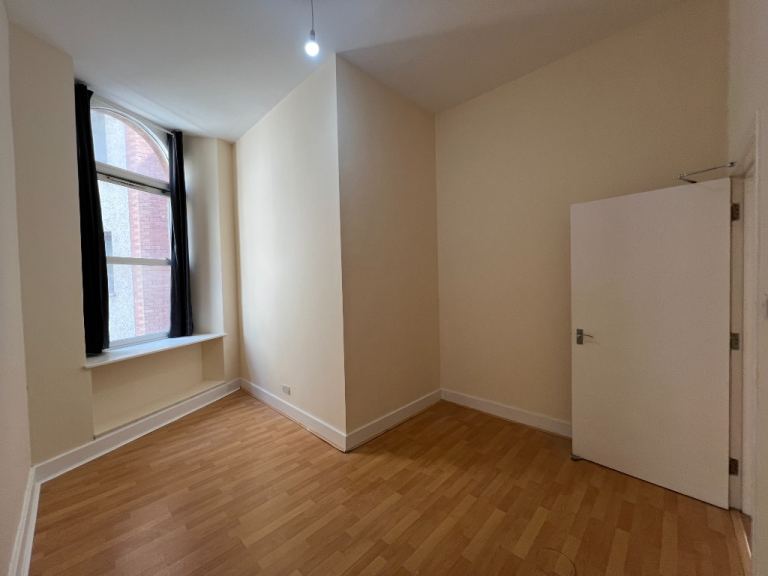 Flat Gorgie Road in City of Edinburgh