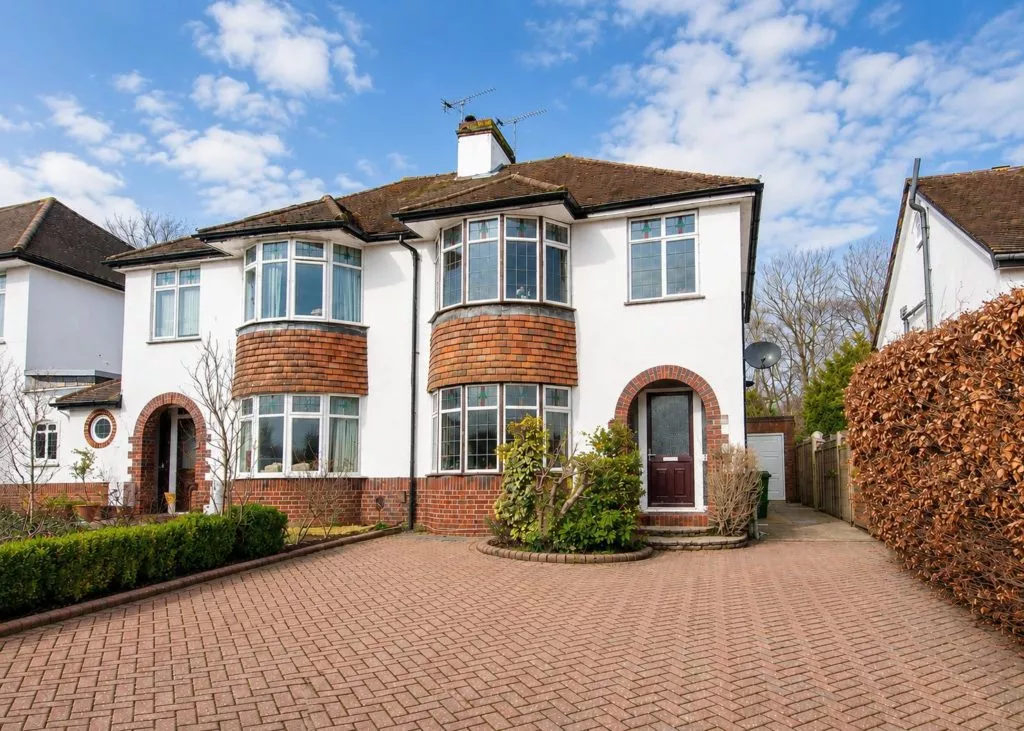 House Monks Green in Mole Valley