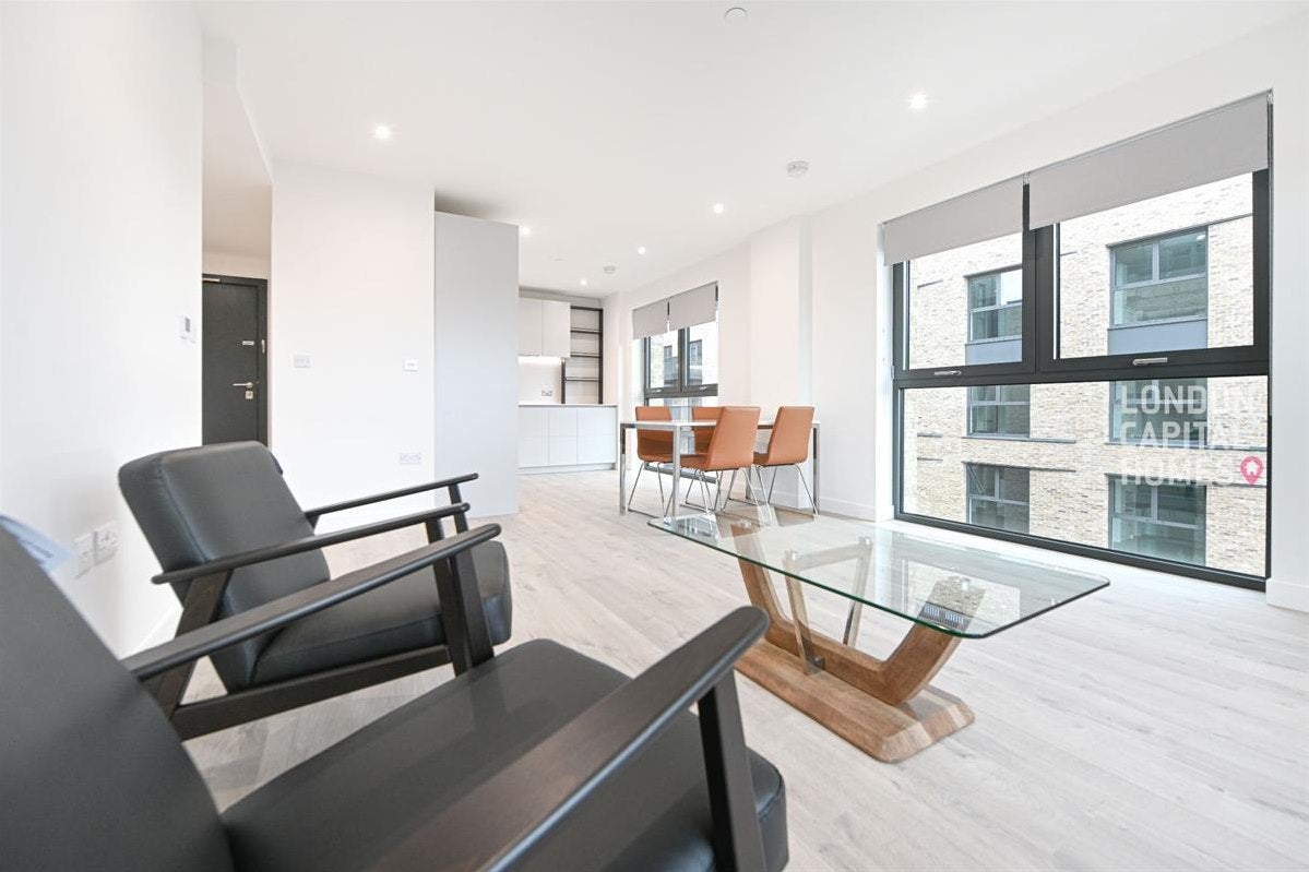 Flat St. Barnabas Street in London