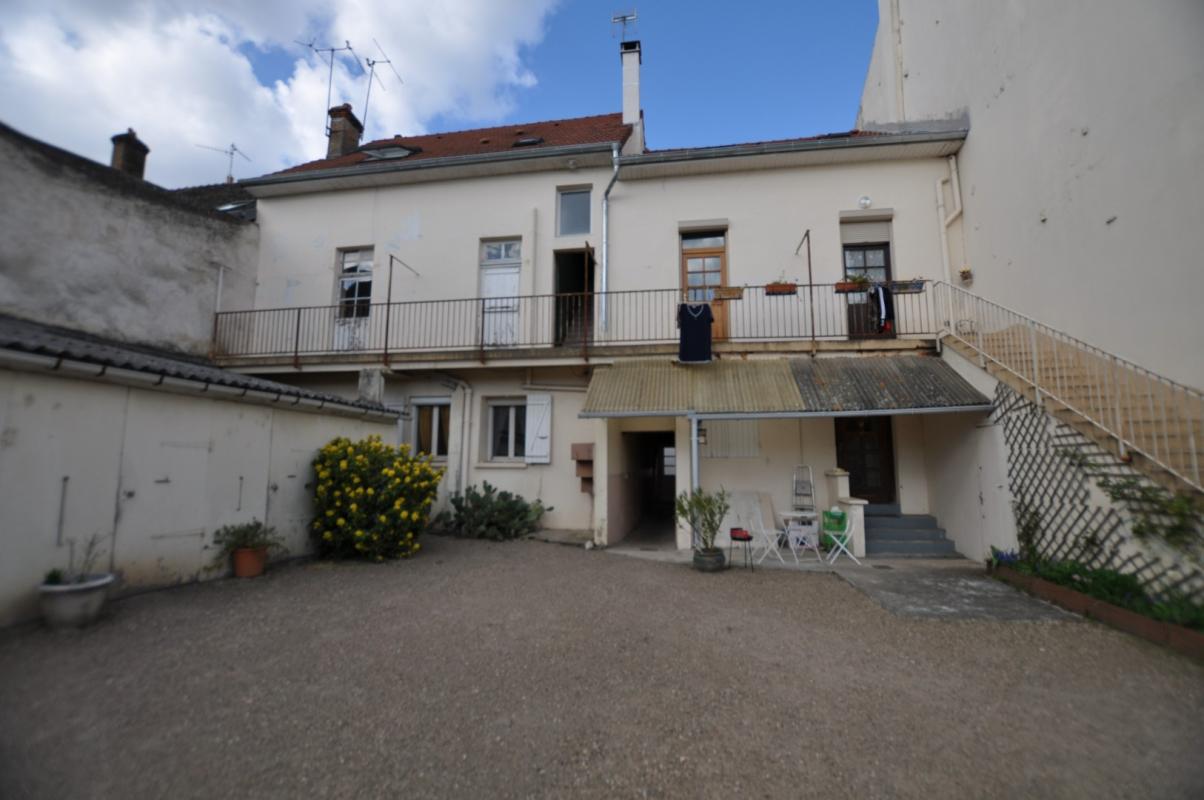 Appartement Rue des Chavannes à Saint-Marcel