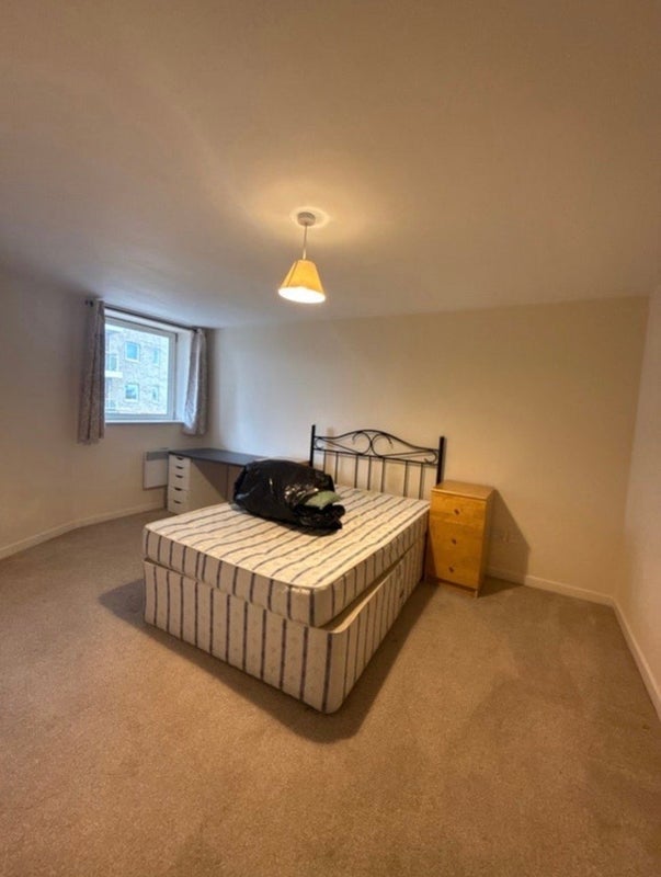 Room Basin Approach in Greater London