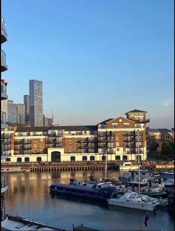 Room Basin Approach in Greater London