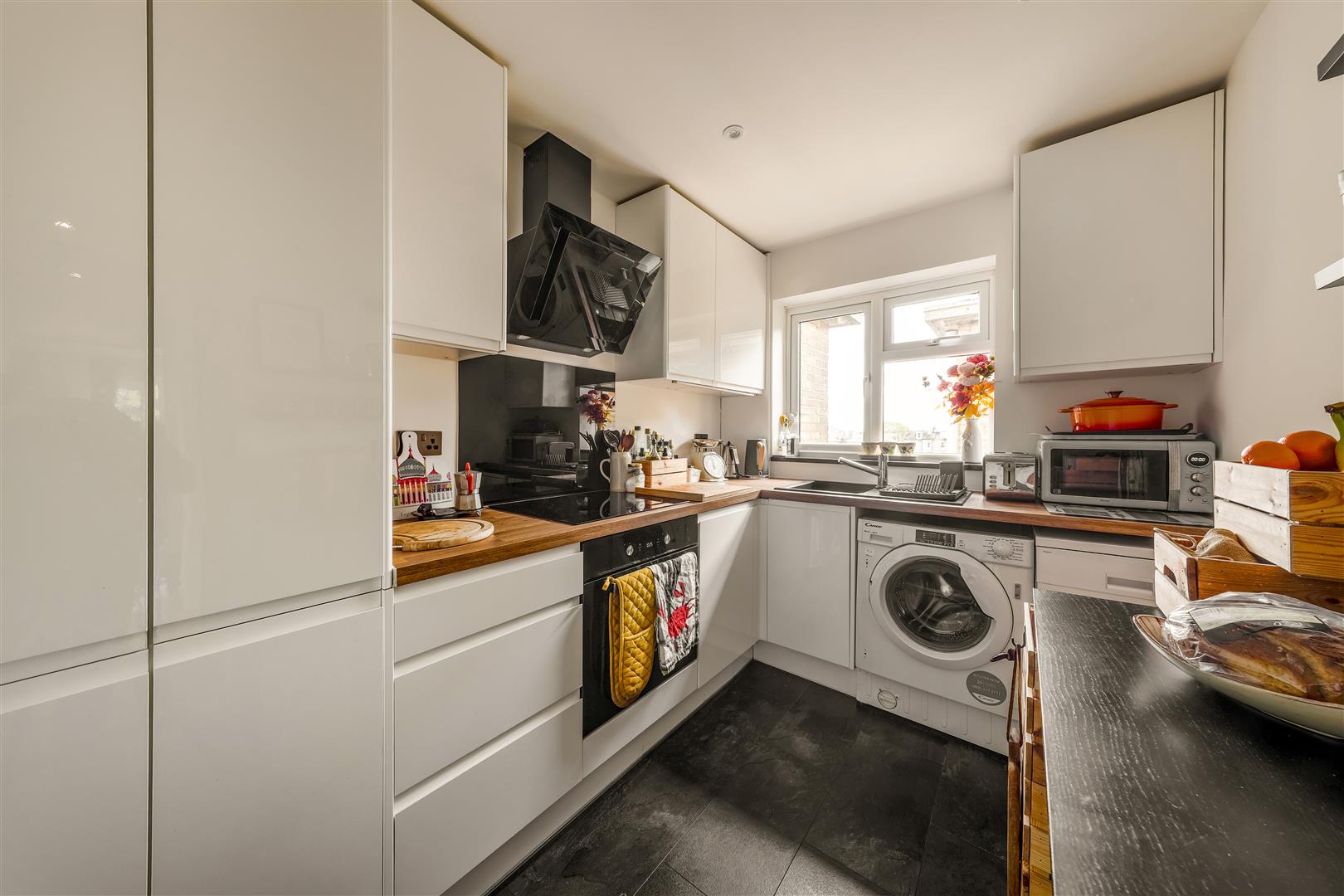 Flat Wilbury Avenue in Portslade by Sea