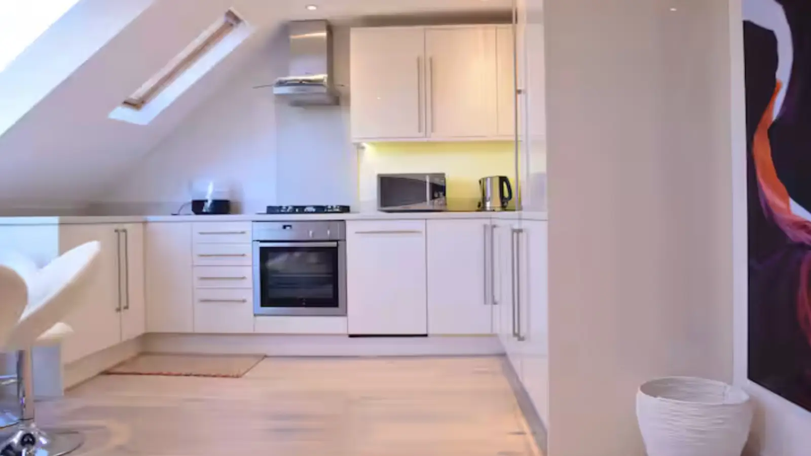 Flat Black Path in Greater London