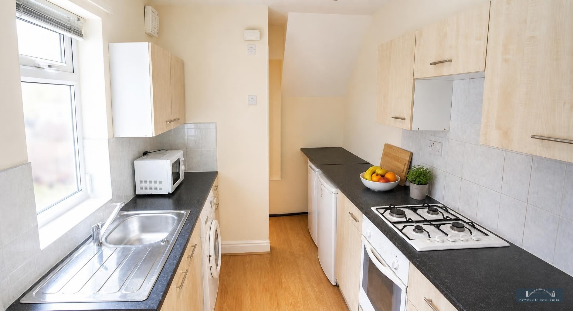 Flat Grosvenor Gardens in Newcastle upon Tyne