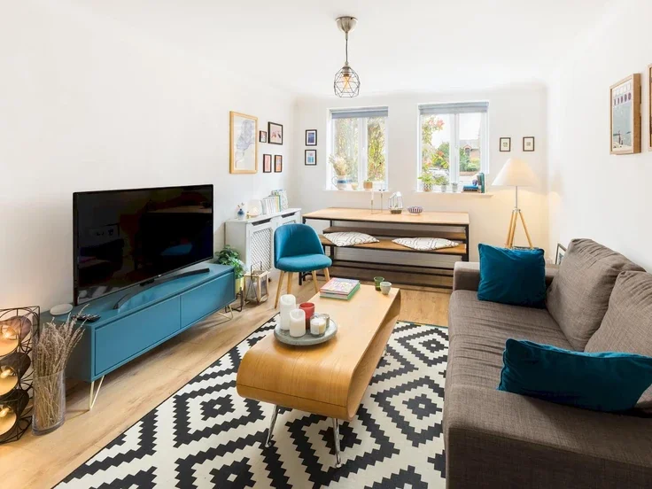 Flat Charlotte Street in Royal Leamington Spa