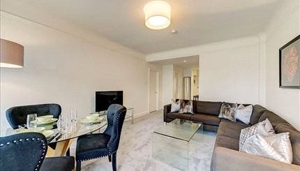 Flat Fulham Road in Greater London