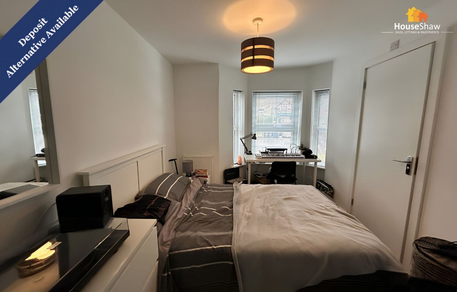 Room Hughenden Road in High Wycombe