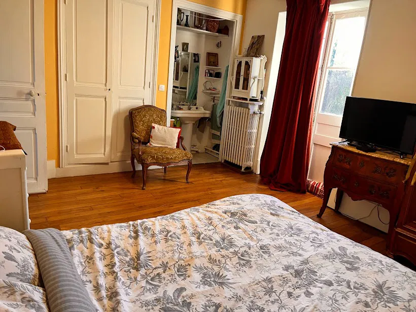 Room Rue René Viviani in Seine-Port