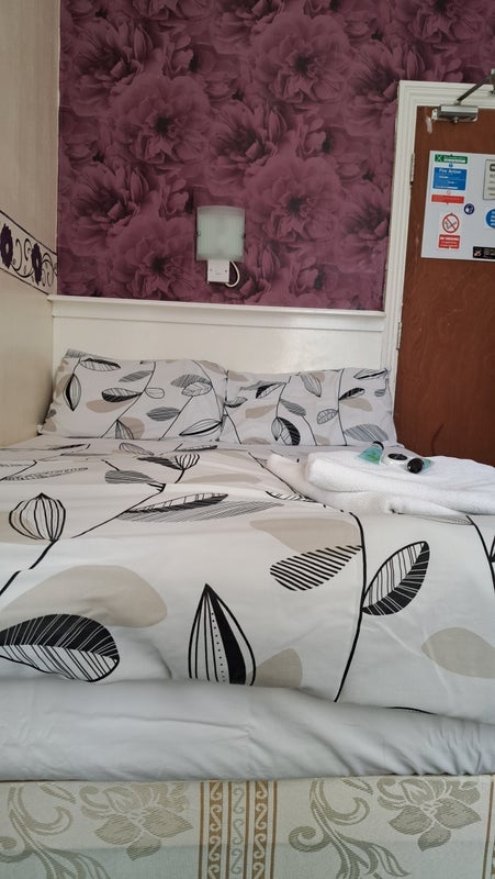 Room Albert Road in Blackpool