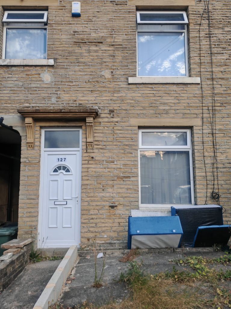 House Rugby Place in Bradford