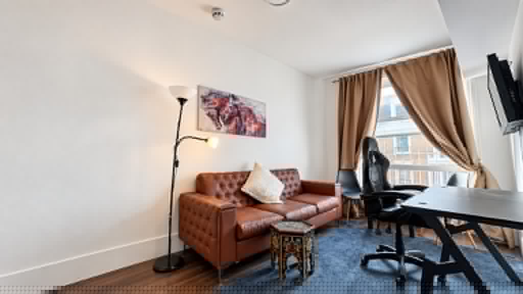 Flat Knaresborough Place in Greater London
