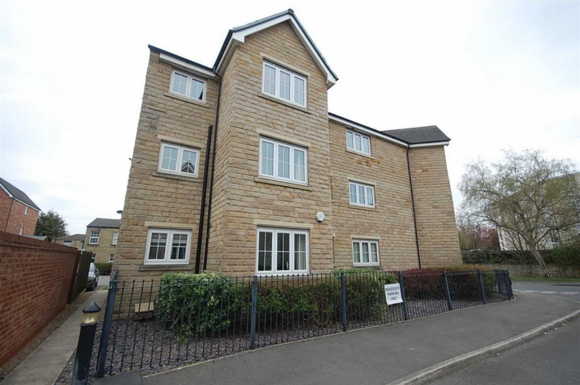 Flat Malthouse Court in Kirklees