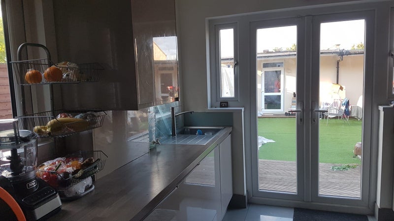 Room Ceres Road in Greater London