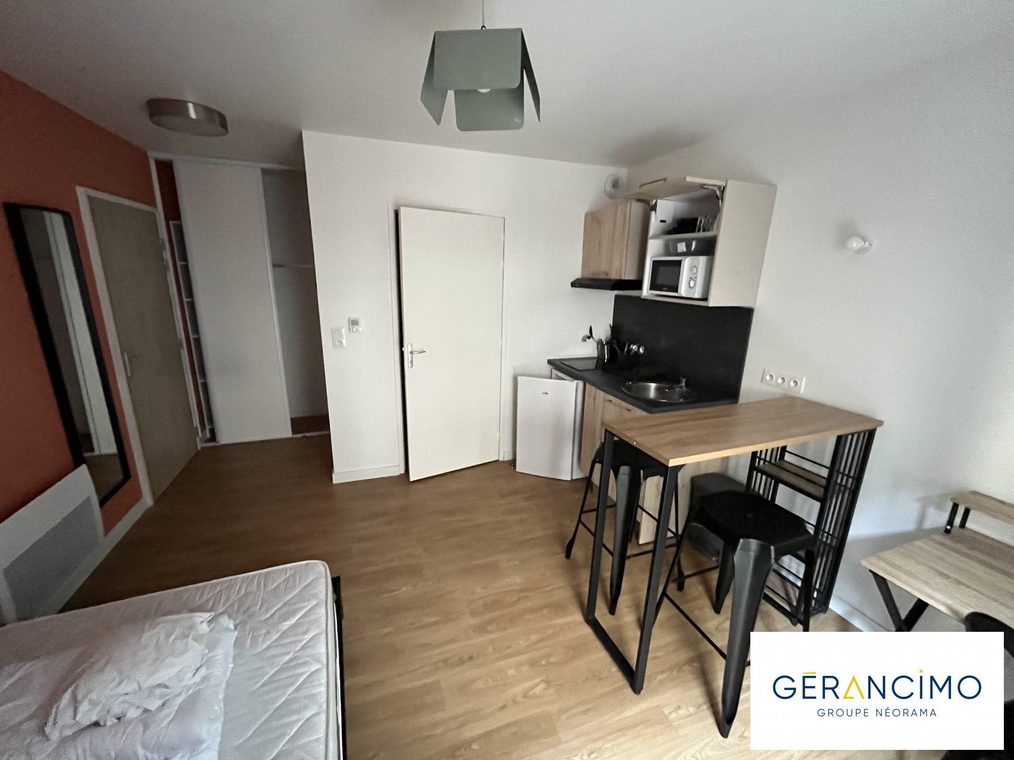 Flat Place Saint-Hilaire in Rouen
