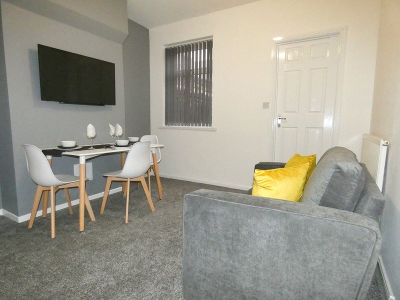 Flat Elgin Street in Stoke-On-Trent
