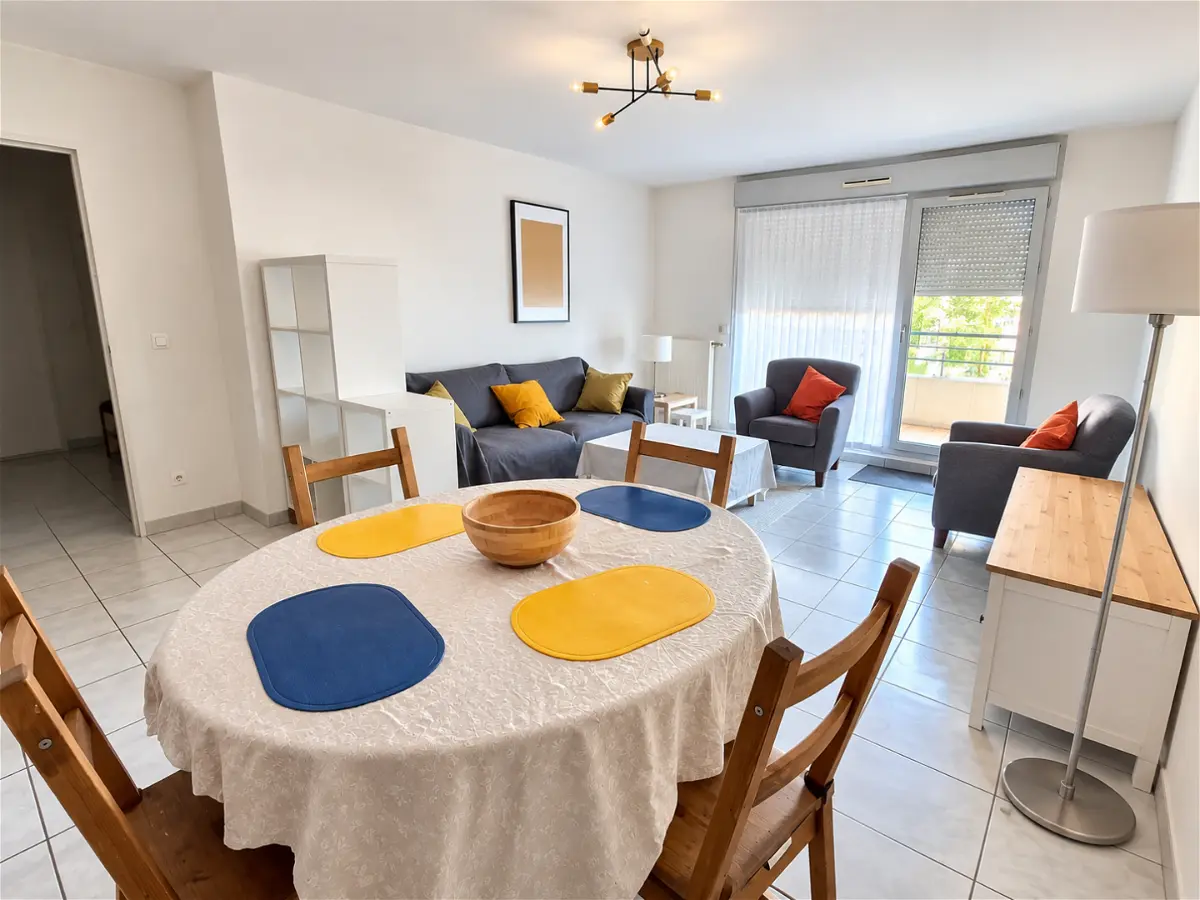 Flat Rue de Longchamp in Villeurbanne