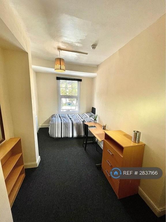 Room Glossop Road in Sheffield