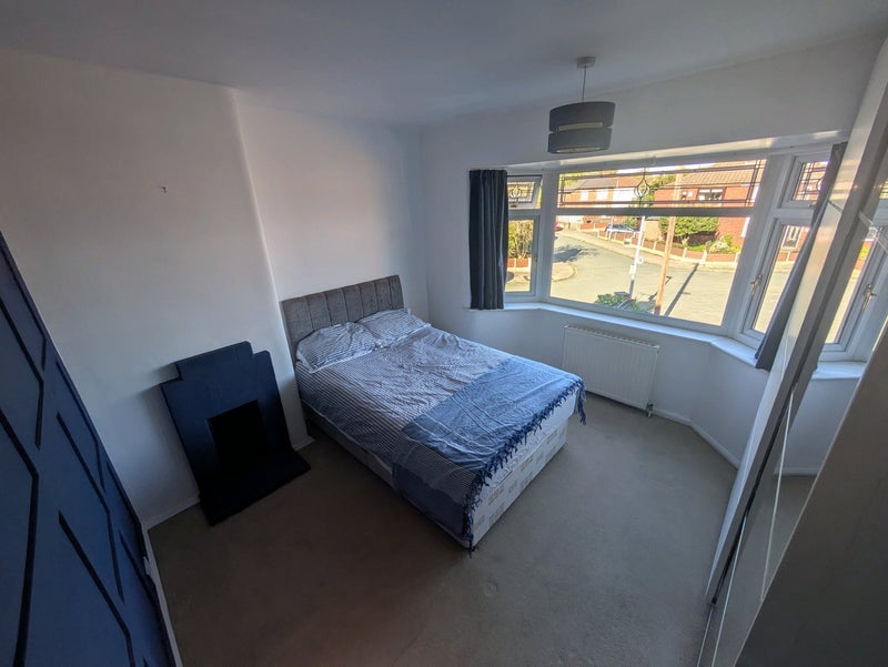 Room Marklands Road in Manchester
