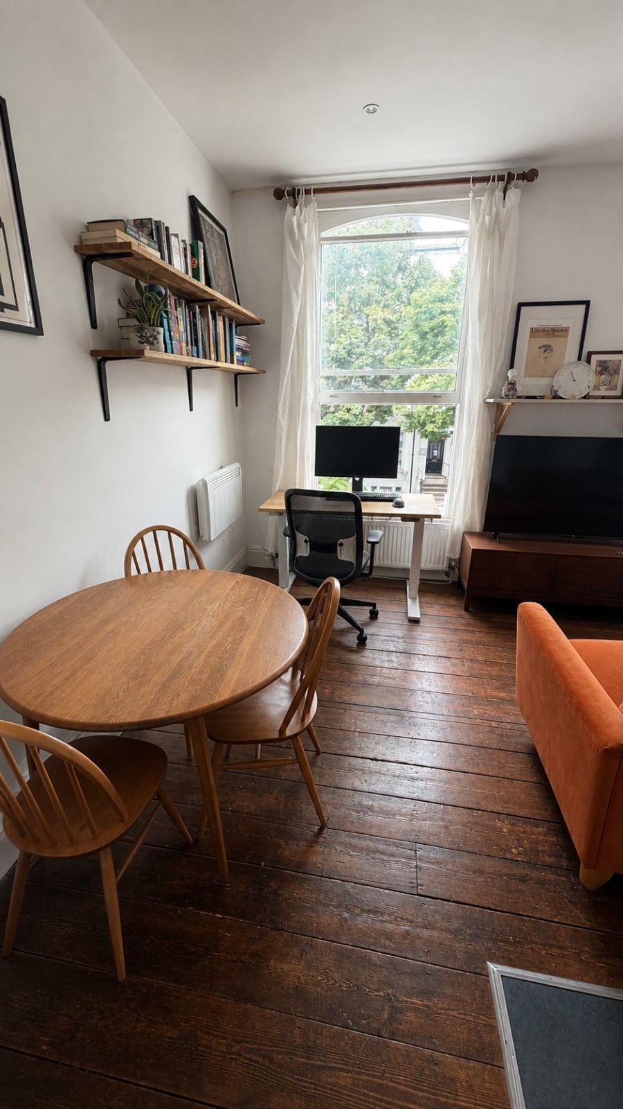 Flat Grosvenor Avenue in Greater London