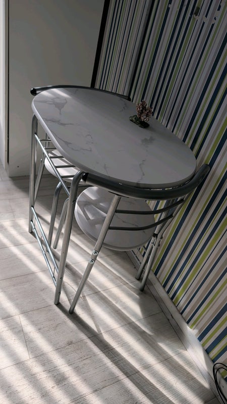 Room Hay Close in Greater London