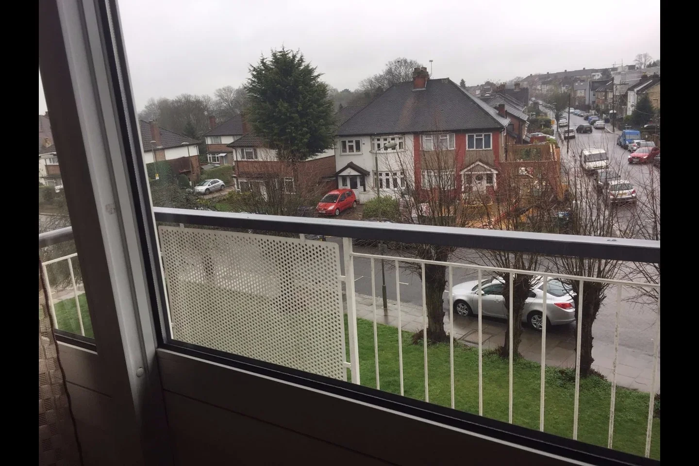 Flat Victoria Grove in Greater London