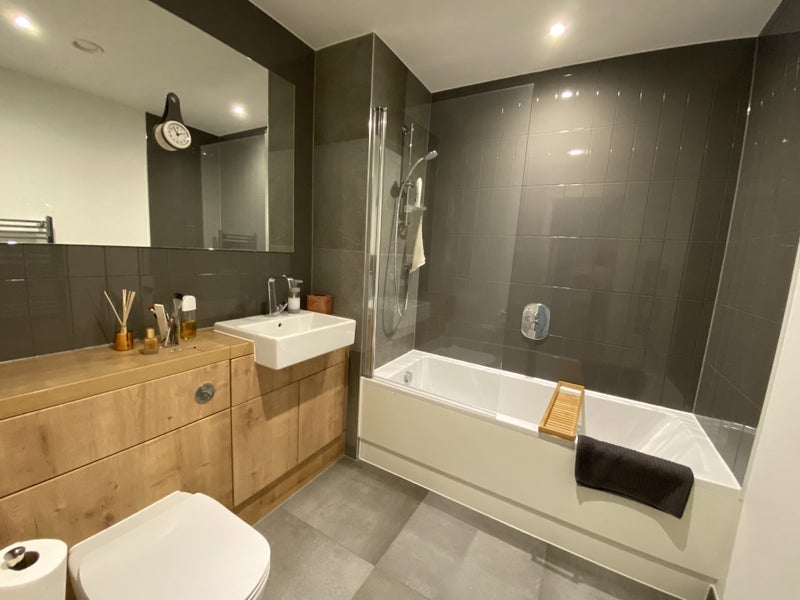 Room Timberyard Street in Greater London