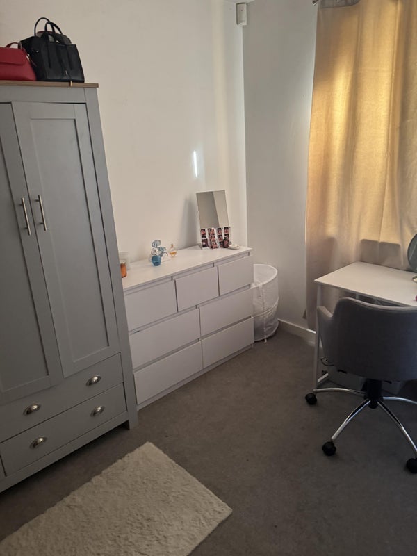 Room Barrow Street in Salford
