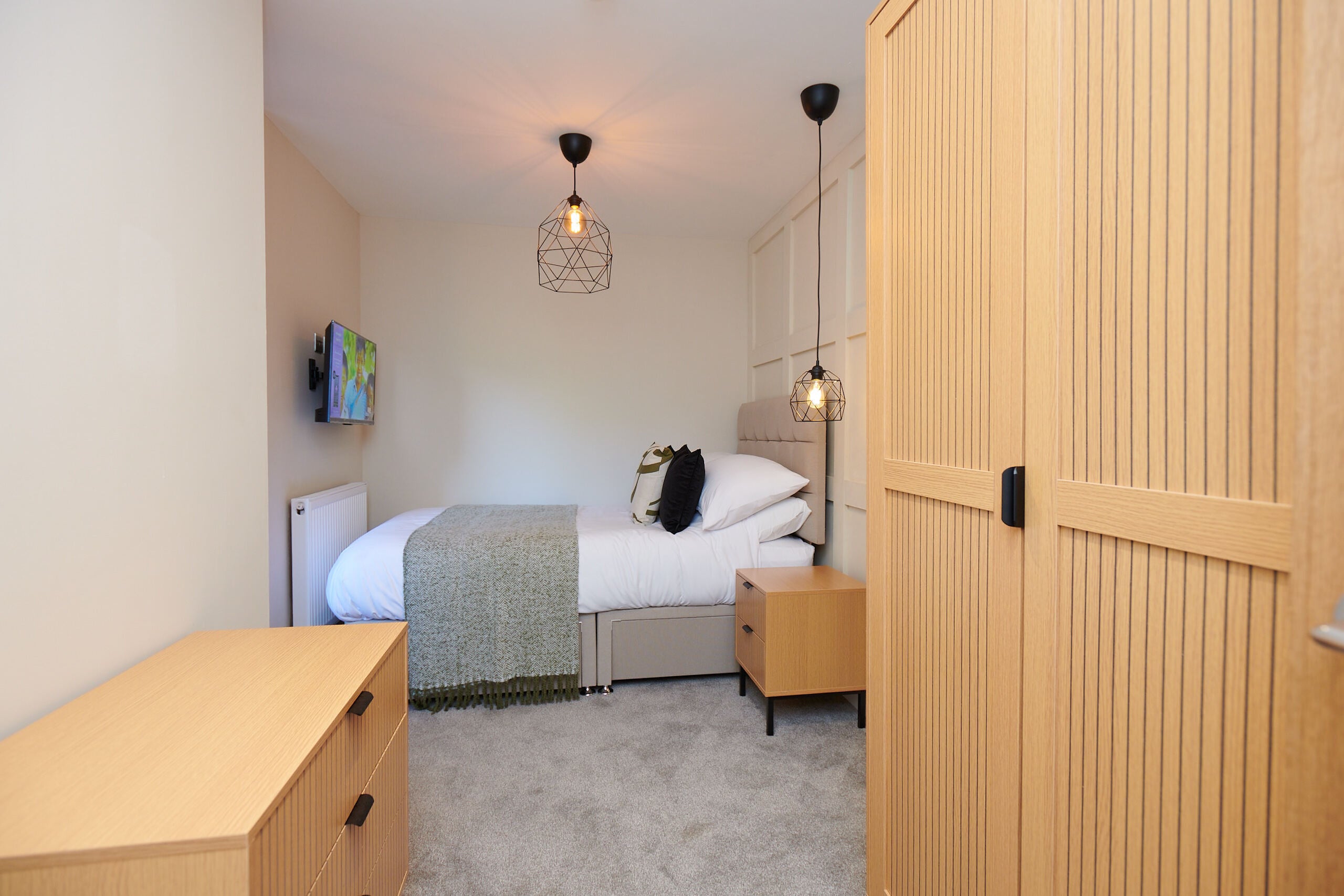 Room Lord Haddon Road in Erewash