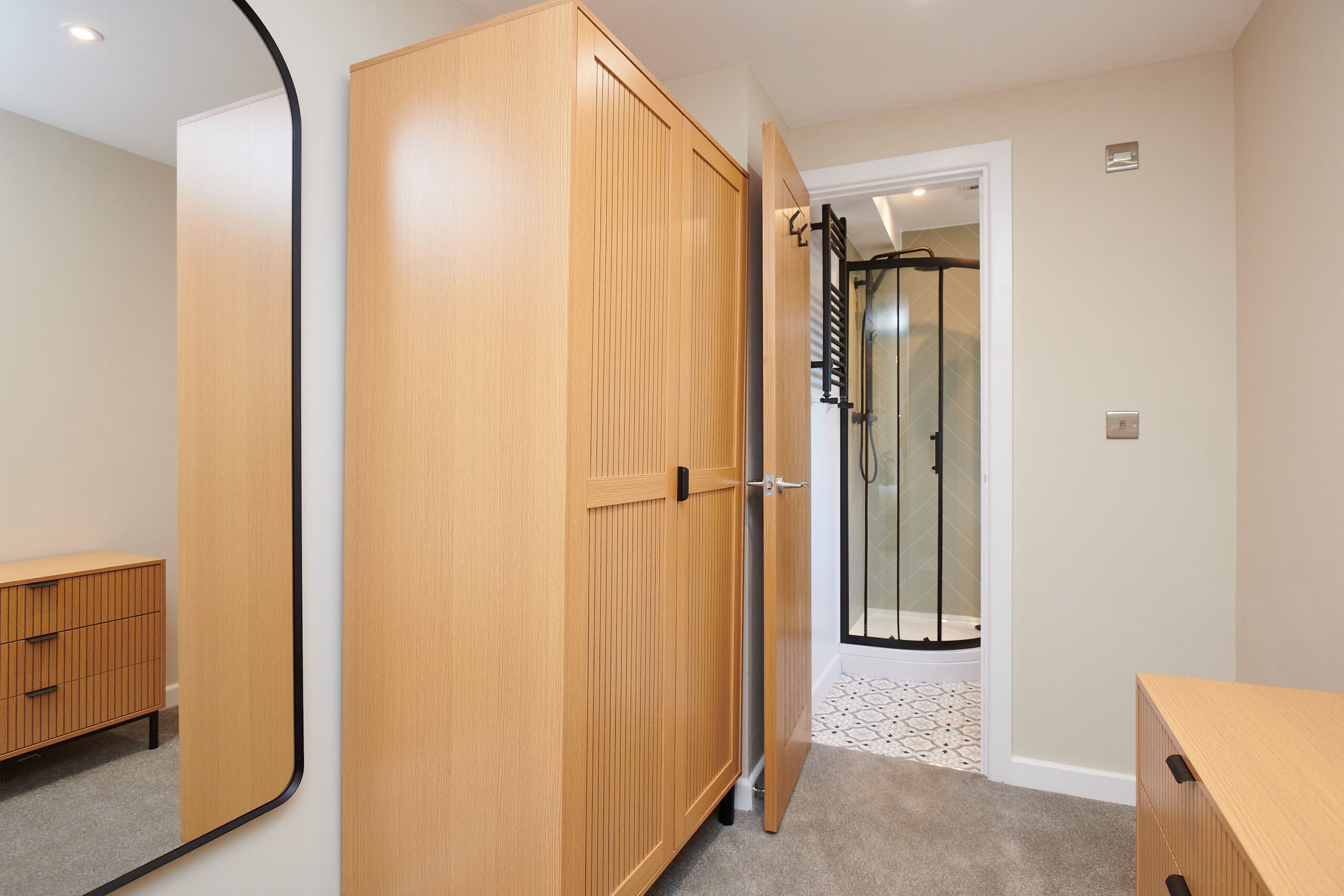 Room Lord Haddon Road in Erewash