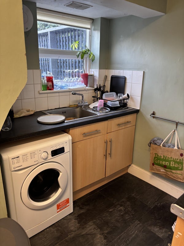 Room Telferscot Road in Greater London