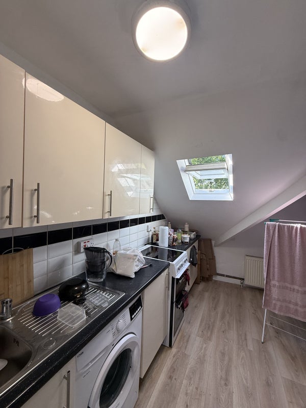 Flat Gwendoline Place in Cardiff