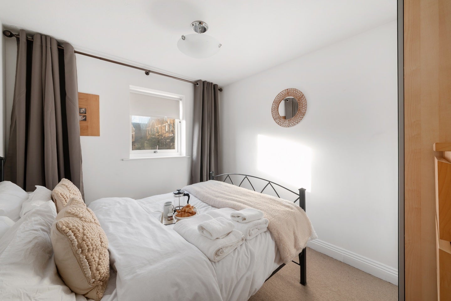 House Undine Road in Greater London