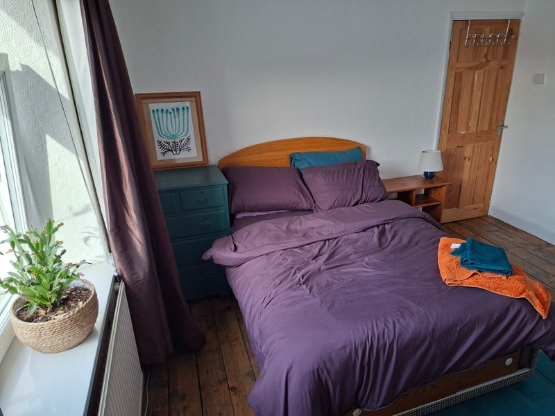 Room Lead Street in Cardiff