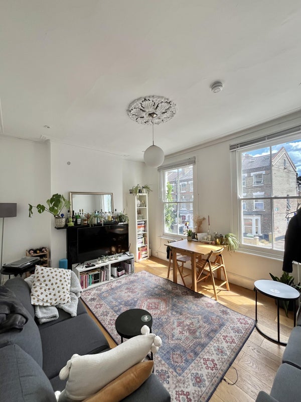 Room Mayton Street in Greater London