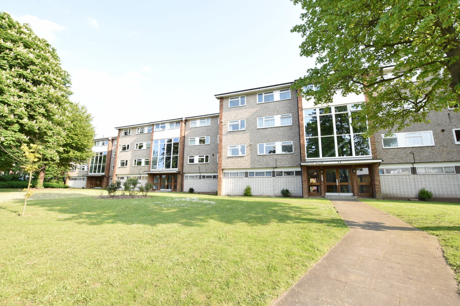 Flat Stanstead Manor in Greater London