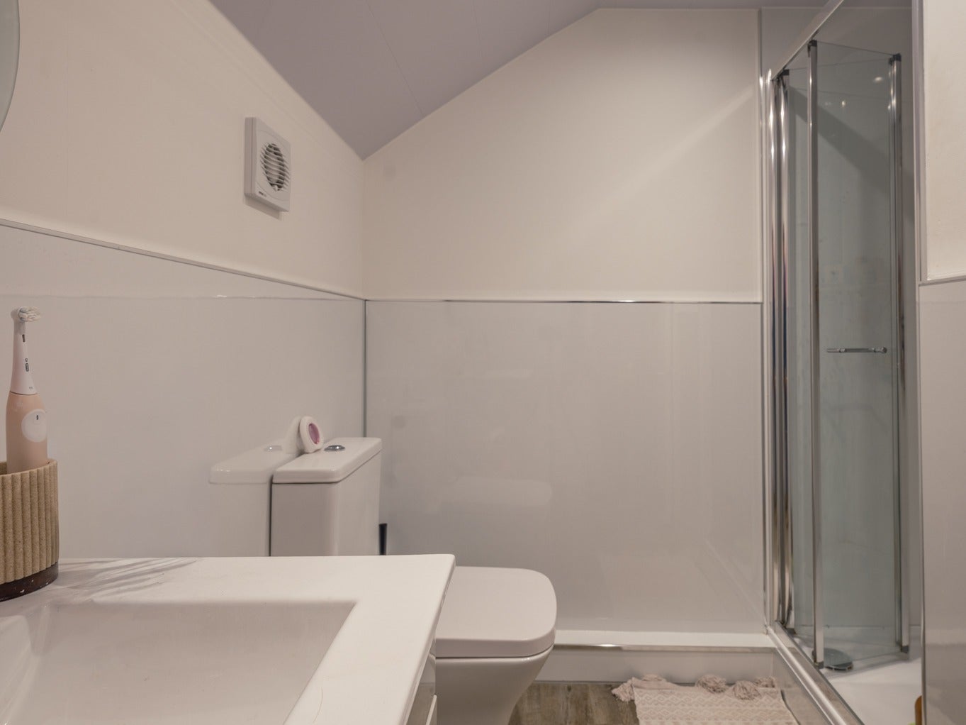 Room Grosvenor Place in Newcastle upon Tyne