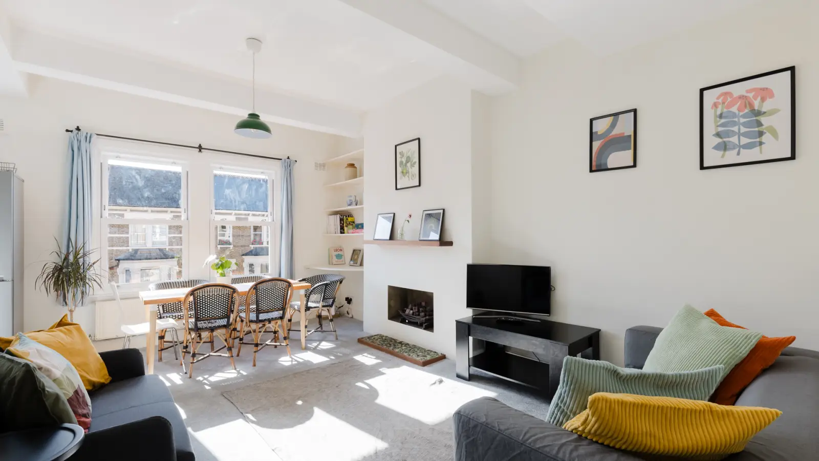 Flat Canonbury Road in Greater London