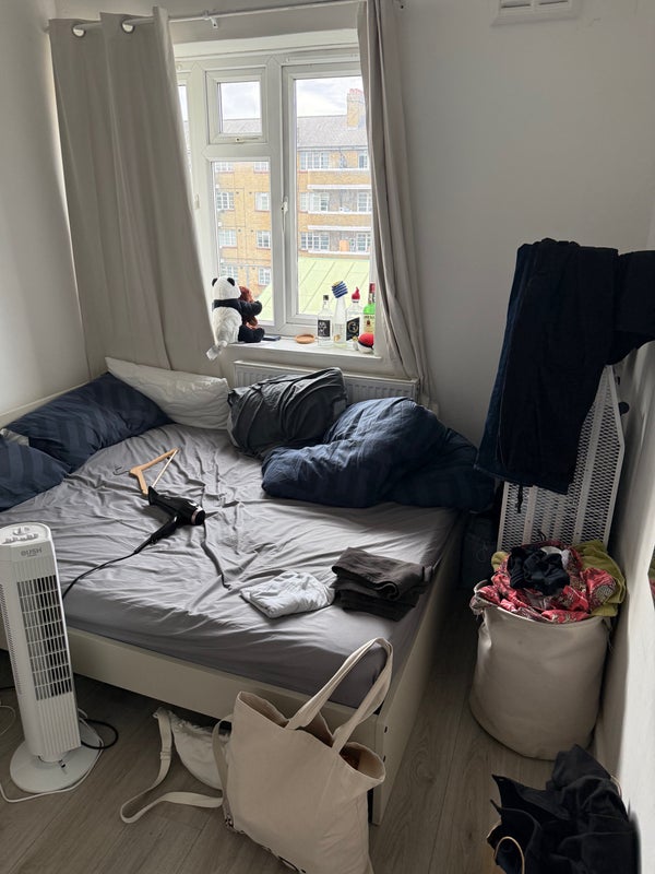 Room Ashford Street in Greater London