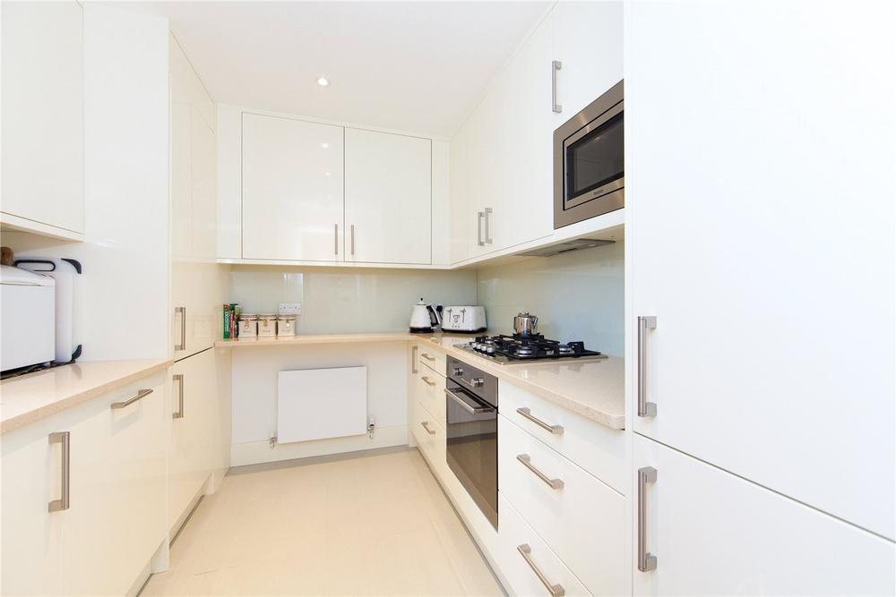 Flat Portman Square in City of Westminster