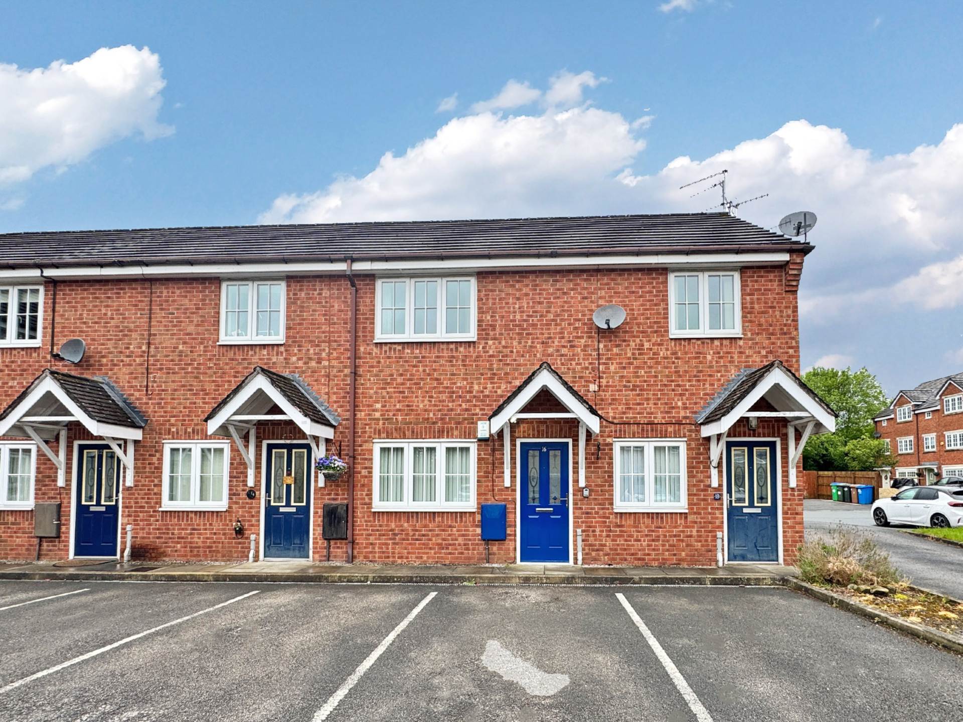 Flat Spring Thyme Fold in Rochdale