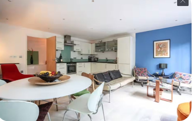 Room Clissold Road in Greater London