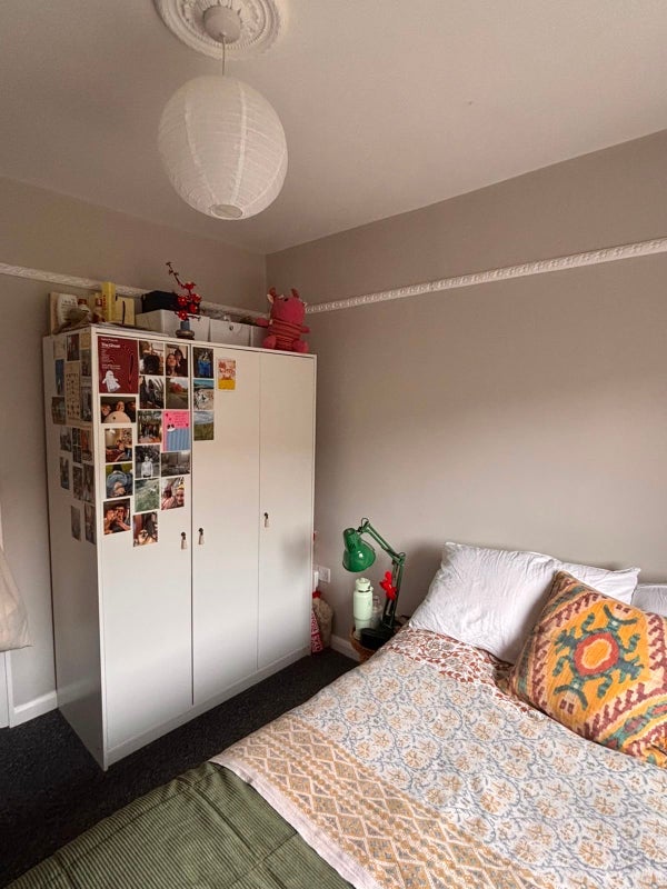 Room Bedminster Road in Bristol