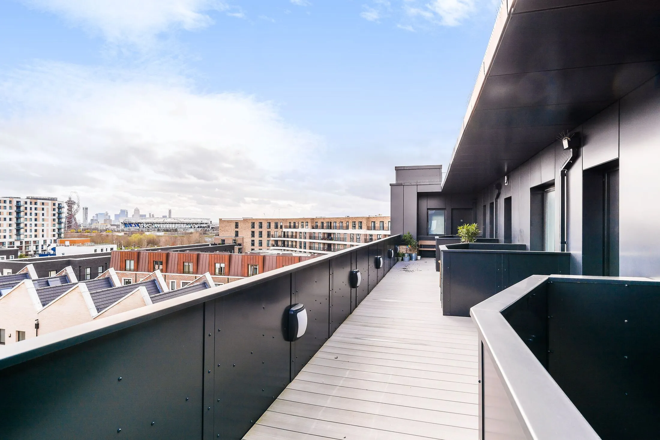 Flat Abercrombie Road in Greater London