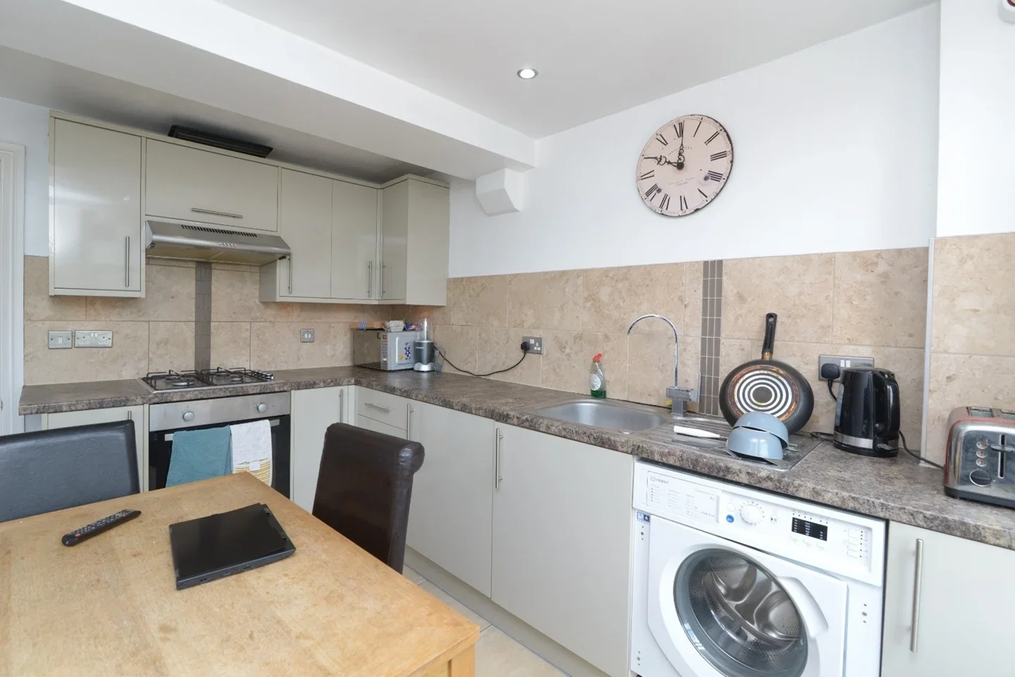 Flat Goswell Road in City of London