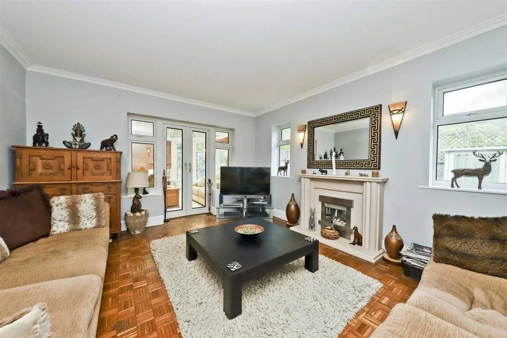 House Applewood Close in Greater London