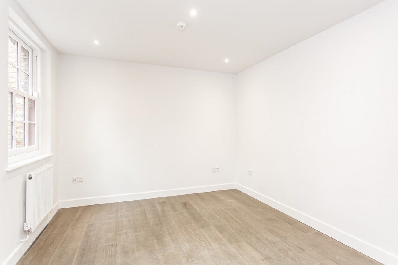 Flat Commercial Street in Greater London