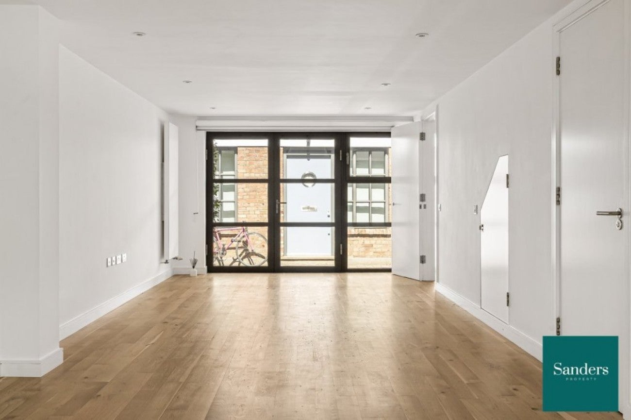 House Ovanna Mews in Greater London